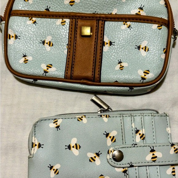 Different wallets - Picture 5 of 10